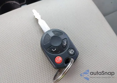 2012 Ford Escape Xls z USA, uszkodzony, nr VIN 1FMCU0C71CKB27760